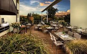 The erstwhile staff restaurant of the adjacent bus operator is now a top address for seasonal and regional. Neo Hotel Linde Esslingen E K Esslingen Am Neckar 4 Deutschland Von 97 Hotel Mix