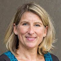 Laurie Coe's Instagram, Twitter & Facebook