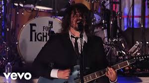 Foo fighters' debut tv performance was on david letterman's show in 1995, and they would return as musical guests numerous times over the years, including a performance of everlong in 1997. Foo Fighters Everlong Live On Letterman Youtube