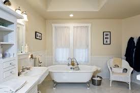 Equally combine warm water, ammonia, and baking soda into a bucket. Different Ways To Clean A Porcelain Bathtub Perfect Bath Canada