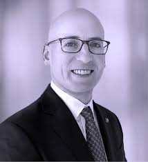 Daniel Kain's Instagram, Twitter & Facebook