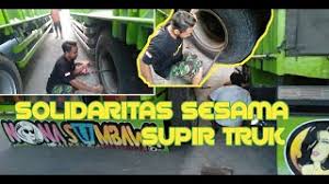 Pengusaha truk mengaku tindak kejahatan sering menghampiri para sopir truk di jalan tol trans sumatera. Part 4 Solidaritas Supir Truk Trable Ban Ledak Patah Baut Roda Youtube