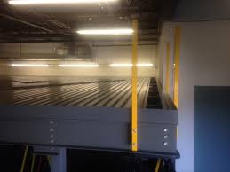If traffic is freight dominated, the crew can hydraulically raise the mezzanine deck up to the deckhead to allow clearance for high freight vehicles. Minimizing The Thickness Of A Mezzanine Deck A Mezz Blog