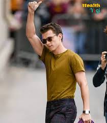 In 2011, holland was cast in british version of the animation film arrietty, produced by japan's cult studio ghibli. Tom Holland Workout Routine And Diet Plan 2020 Health Yogi
