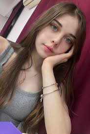 Hi I am single from Romania ❤️💕🎉