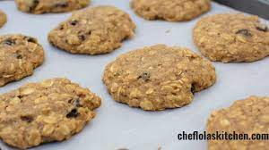 Who Can Resist The Goodness Of Sugar Free Oatmeal Raisin Cookies These Cookies Are S Sugar Free Oatmeal Cookies Sugar Free Oatmeal Sugar Free Recipes Desserts
