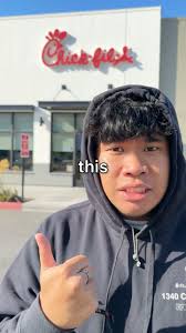 I never seen a Chick Fil A employee act like this 😭💀