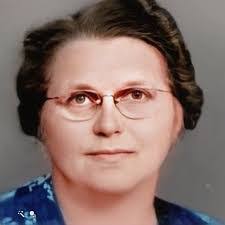 Hazel Olsen's Instagram, Twitter & Facebook