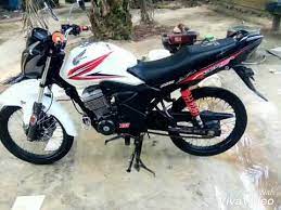 Halo mas dap…motoblast kali ini akan membuatkan modif untuk honda verza 150 dengan konsep moto touring, lengkap dengan box semoga bisa jadi inspirasi modif bagi anda hari ini.merdeka. Modifikasi Verza 150 Terbaru Youtube
