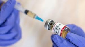 The food and drug administration is weighing whether to follow british regulators in resuming a coronavirus vaccine trial that was halted when a participant suffered spinal cord damage. Vacina Da Astrazeneca E Coronavac Sao Eficientes Contra Cepa Do Brasil