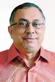 1,156 get Penang honours