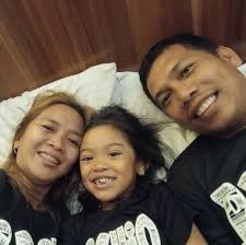 Vietnam $100 Street Food Challenge! Best Street Food in Danang! 🐣 😳