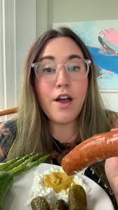 Lets eat a mustard lady lunch and talk about Scientology 😍. @ #mustardlady  #mustardladymeals #mustardgirl #chickenapplesausagewithmustard #withmustard  #scientology #scientologycelebs ...