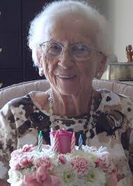 Laura Clymer's Instagram, Twitter & Facebook