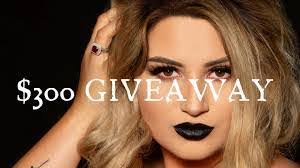 Tracy Ivers's Instagram, Twitter & Facebook