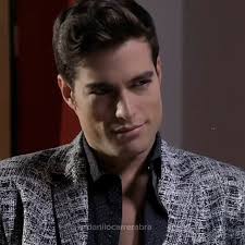 Danilo abre una enorme sonrisa cuando come jajaja, y tienes toda la razón.  😋🤭😅 Viaje a Perú 🇵🇪 . . . . . . . . . . #moments #danilocas  #danilocarrera #telenovelas #