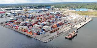 Larmet om branden kom in strax före klockan halv tre på onsdagen. Port Of Gavle Linkedin