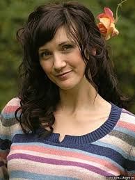 A może dla odmiany teraz , jakaś kobieta? Ilona Ostrowska urodziła się 25  Maja w 1974 roku w Szczecinie :) :) Komentujcie!!