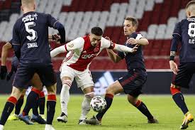 In twente, the forward manfred ugalde was the best of his team in the tackles won (11 out of 21 total). Brutaal Fc Twente Wint Dankzij Twee Goals Van Menig Van Koploper Ajax Fc Twente Tubantia Nl