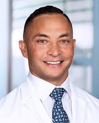 Mark Houston's Instagram, Twitter & Facebook