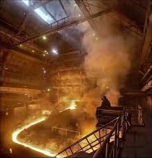 C Est Du Beau Lumiere De L Atelier Industrial Photography Steel Mill Photo