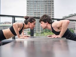 Sowohl bei trainern als auch bei leistungsorientierten sportlern sind sie sehr beliebt, da sie ein maximum an ergebnis mit einem minimum an aufwand verbinden. á… Mehr Liegestutze Schaffen Training Kraft Ubungen Muskelaufbau