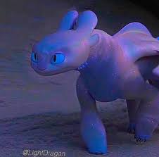 The First Good Looking Male Lightfury I See How Train Your Dragon How To Train Dragon Httyd Dragons