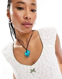 Daisy Street Daisy Street bubble lace flippy playsuit with rosette bust  detail WHITE LACE UK 24