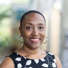 Lisa Provost's Instagram, Twitter & Facebook