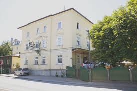 Our website provides all the necessary information about the hotel haus vom guten hirten. Hotel Zum Guten Hirten Salzburg Bei Hrs Gunstig Buchen