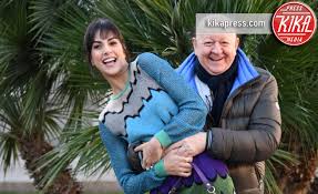 Se i soggetti presenti in questi video o gli autori avessero qualcosa in contrario alla pubblicazione, basterà fare richiesta di rimozione. Natale Da Chef Il Cinepanettone Punta Su Rocio Munoz Morales Foto Kikapress Com