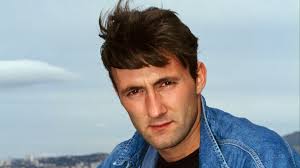 Former Man Utd star looks unrecognisable with full head of hair as stunned  fans reckon he looks like Father Ted