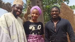 Hotuna batsa kannywood ko gaskene? Ali Nuhu Ya Mika Wuya Saratu Daso Ta Cashe Hotunan Yan Fim Na Mako Bbc News Hausa