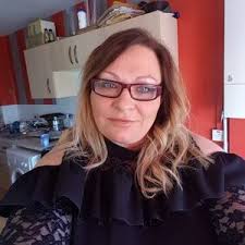 June Thomson (@Juneyt_1977)