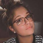 Kendra Hutcherson's Instagram, Twitter & Facebook