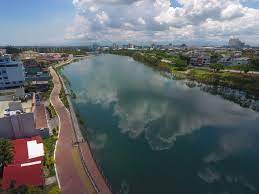 Iloilo city officially the city of iloilo hiligaynon dakbanwasyudad sang iloilo karaya syudad kangka iloilo filipino lungsod ng iloilo spanish ciu. Iloilo City Philippinen Bekampfung Der Luftverschmutzung Durch Daten Und Burgerengagement Breathelife2030
