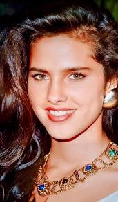 Bogotá 📷 🎞️ 👩🏻 👑😍 Representó a Bogotá en el Concurso Nacional de  Belleza y fue elegida Señorita Colombia en 1991. Paola Turbay fue Virreina  Universal en el concurso de Mis Universo en 1992.