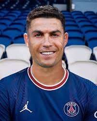 Cristiano ronaldo's future always hangs in the balance. Ehsan On Twitter Every Fans Of Cristiano Ronaldo Would Like To See Him At Paris Saint Germain But Lets See What Happens Next Cristiano Psg Https T Co 8crzslfsmq