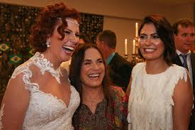 Informações, notícias e último minuto sobre carla zambelli. Casamento Da Deputada Carla Zambelli Com O Coronel Aginaldo De Oliveira 15 02 2020 Monica Bergamo Fotografia Folha De S Paulo