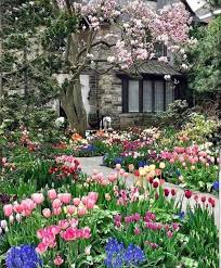 Doesn T This Home Look Like Something Out Of A Fairytale It S Simply Magical Gorgeous Gardens Japanese Garden Japanese Garden Design