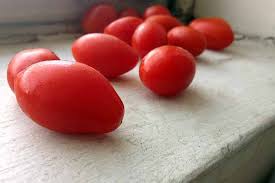 Do not overhead irrigate tomatoes, as splashing water aids in the spread of fungal spores. How To Store Fresh Tomatoes Foodal
