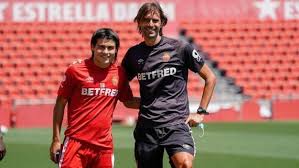 Jun 26, 2021 · luka romero, la joya argentina de 16 años, cerca de su nuevo equipo el juvenil, que integra las filas del mallorca de españa, tiene encaminada su transferencia a lazio. Padre De Luka Romero No Quiere Que Le Llamen El Messi Mexicano Es Una Presion Descomunal