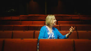 Lynn Gardner Joins Stagedoor