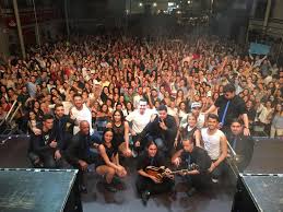 According to the 2006 census (ine), the municipality has a population of 4157 inhabitants. Calera Y Chozas Toledo A Tope Plaza Orquesta Taxxara Facebook