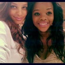 Lisa Oliphant's Instagram, Twitter & Facebook