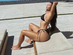 That really is a large number. Kim Kardashian Posts A Photo Of A Sexy Bikini To Commemorate Instagram Milestones Eminetra Canada