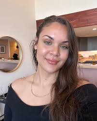 The lighting in this live/work loft was ☀️ Dm for more information and to  schedule a private tour! 📱 510.934.5112 Aliyah Fahey