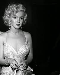 1950 S Vintage Black And White Woman Portrait Vintage Everyday 30 Black And White Portraits Of Hollywood Stars From The 1950s 1960s By Phil Stern Marilyn Monroe Photos Marilyn Monroe Portrait