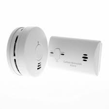 Carbon monoxide (co) gas cannot be seen or smelled, but it does exist in your home. Kidde Smoke And Co Carbon Monoxide Alarm Value I9040e Kn Cob Lp2 Walmart Com Walmart Com