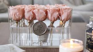 Maybe you would like to learn more about one of these? La Fleur Bouquets The Year Long Roses That Hollywood Loves The Hollywood Reporter